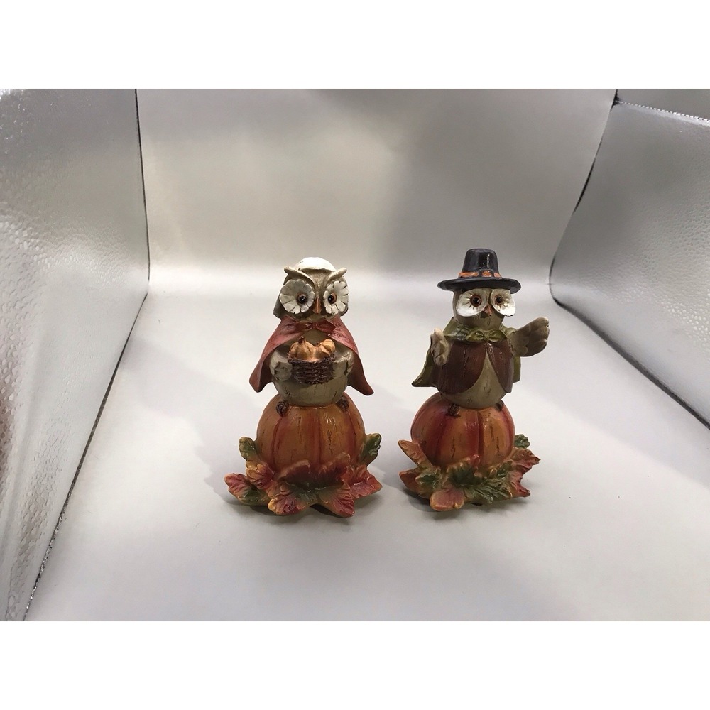 2 Pilgrim Resin Owls Ready For Thanksgiving Dinner